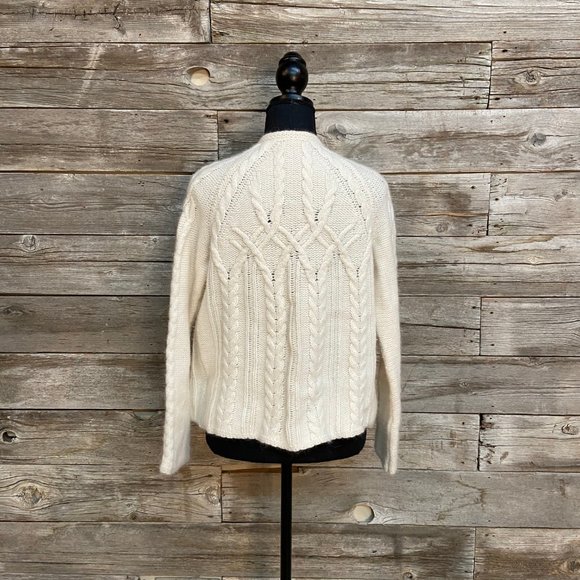 SUPER SOFT Nautica Button Up Cardigan - Picture 2 of 7